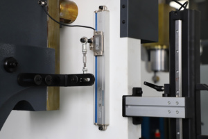 We67k Nhà cung cấp nhà máy 130t3200 máy uốn với da66s hệ thống CNC ép thủy lực phanh - Product Image 6