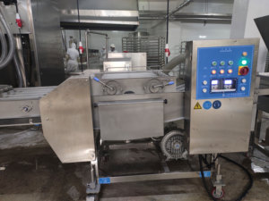 Máquina empacadora automática de carne y pescado de fábrica, máquina empanadora de Tempura, componentes de motor central - Product Image 2