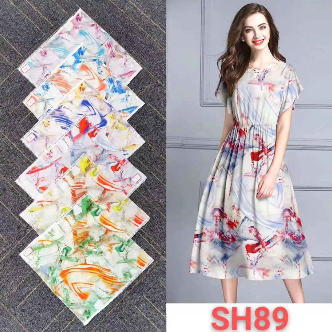 105gsm Hot Bán tùy chỉnh phản ứng in hoa thiết kế 100 Rayon Viscose vải