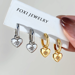 Pendientes de Aro Gruesos de Latón con Circones Impermeables y Modernos para Mujer, Chapados en Oro de 18K, Ideales para Fiestas y Bodas - Product Image 1