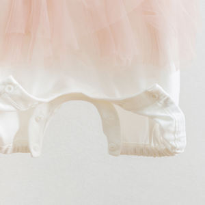 Tutina Estiva per Bambine in Pizzo Jacquard 100% Cotone di Alta Qualità, Traspirante, Antistatica, Ecologica, con Fiocco Cartoon, Lunghezza al Ginocchio - Product Image 6