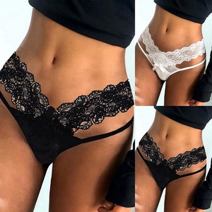 Tanga de encaje sexy para mujer, color negro, cintura baja, lencería transparente para uso íntimo. - Product Image 5