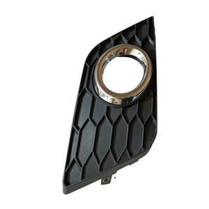 Conjunto de Faros Antiniebla Marco Faro para Nissan Sentra 2016-2019, Lado Izquierdo, 12V, Reemplazo de Luz Halógena de Conducción con Anillo Cromado - Product Image 1