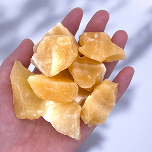 Vente en gros de pierres précieuses naturelles de haute qualité, spécimen minéral, <span class=keywords><strong>pierre</strong></span> brute de <span class=keywords><strong>calcite</strong></span> jaune pour la décoration de la maison - Product Image 2