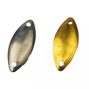 Señuelo giratorio con lentejuelas Ma Kou, cebo de pesca de agua dulce de metal dorado y plateado, 100 unidades - Product Image 4