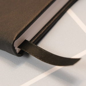 Cuaderno portátil de PU con logotipo personalizado en relieve para notas de viajes de negocios y al aire libre - Product Image 2