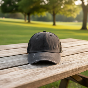 หมวกแก๊ปทรงทรัคเกอร์สำหรับผู้หญิง สไตล์วินเทจ ผ้าฝ้าย ซักล้างได้ เหมาะสำหรับใส่กลางแจ้ง มีช่องสำหรับรวบผมหางม้า - Product Image 1