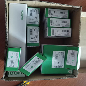 Controladores de automatización industrial de 24V CC con 64 transistores, controladores dedicados PLC y PAC con programación de salidas discretas - Product Image 6