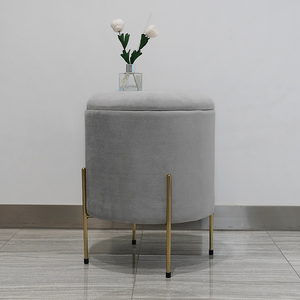 HStex Mobili Nuovo di Vendita Rotondo Seduti Poggiapiedi Velluto Oro Gambe In Metallo Sedie <span class=keywords><strong>Grigio</strong></span> Sgabelli Ottoman - Product Image 1