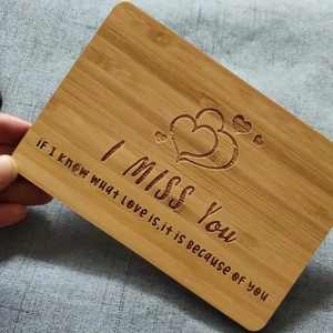 Biglietti da Visita in Legno di Lusso Personalizzati con Incisione Laser, Mini Tag NFC RFID Impermeabili per Uso Alberghiero e Pagamenti - Product Image 3