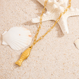Collier pendentif poisson en acier inoxydable plaqué or 18 carats, chaîne de clavicule, bijoux de mode pour femmes, design animal du zodiaque - Product Image 3
