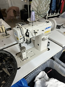 JUKIS-Máquina de <span class=keywords><strong>coser</strong></span> de <span class=keywords><strong>transporte</strong></span> para hacer bolsas de mano con recortadora de hilo automática, máquina de <span class=keywords><strong>coser</strong></span> con 3 postbed 3 - Product Image 5