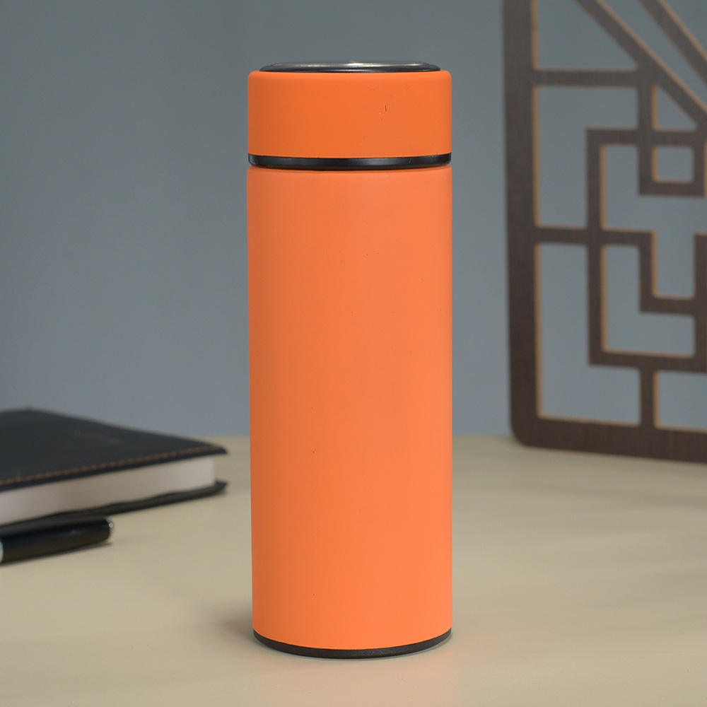 สีน้ำยางสีส้ม