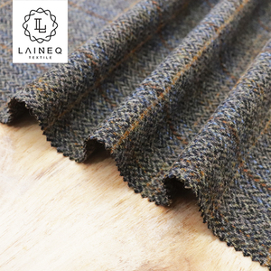 England Harris Style Blue Check 100% Wool <strong>Tweed</strong> Fabric for Coats / <strong>Suit</strong> - Product Image 4