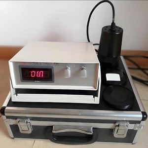 Réflectomètre C84-III avec écran LCD, largeur de bande spectrale de 1,8 nm pour le test des peintures, des encres et des pigments - Product Image 2