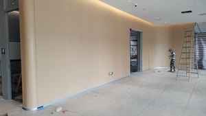 Panel de pared de aluminio con imitación de madera ignífuga, acabado no inflamable, forma personalizable, utilizado para la construcción de paredes exteriores. - Product Image 2