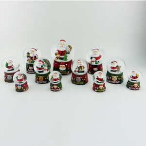 Nuova Esclusiva Sfera d'Acqua Natalizia con Cartoni Animati, Globo di Vetro Natalizio, Carillon con Neve Musicale, Regalo Originale - Product Image 1