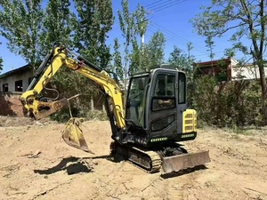 Mini-excavatrice sur chenilles d'occasion 2,5T avec moteur, engrenage, petit tracteur, pelle, attache rapide CE, brise-roche et tarière - Product Image 2