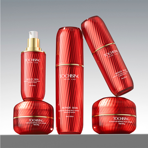 Vente en gros de flacons pompe cosmétiques à design spiralé et de pots à crème pour les soins de la peau, les essences et les crèmes pour le visage - Product Image 3