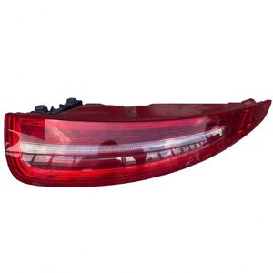 Convient pour 911.1 Feu arrière Feu stop arrière 2012-2016 D'occasion Qualité d'origine authentique Convient pour 911.1 Feu arrière Feu stop arrière - Product Image 1