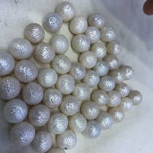 Perlas de escamas de dragón talladas a mano en varios colores, perlas sueltas para la fabricación de joyas - Product Image 2