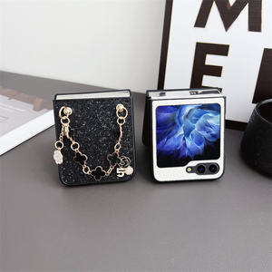 Étui pour téléphone portable Samsung <span class=keywords><strong>Galaxy</strong></span> <span class=keywords><strong>Z</strong></span> <span class=keywords><strong>Flip</strong></span> 5 4 <span class=keywords><strong>3</strong></span>, écran pliable, <span class=keywords><strong>coque</strong></span> de protection colorée à paillettes et fleurs avec chaîne - Product Image 2