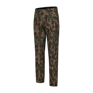 Op maat gemaakte winter camouflage print elastische taille multi-pocket ademende waterdichte groene camouflage jachtbroek voor heren - Product Image 1