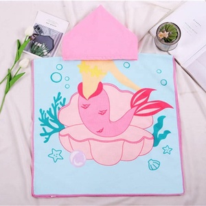 Poncho de playa de microfibra de dibujos animados para niños 60*120cm <span class=keywords><strong>unicornio</strong></span> sirena astronauta patrón niños <span class=keywords><strong>Toalla</strong></span> de playa con capucha - Product Image 4