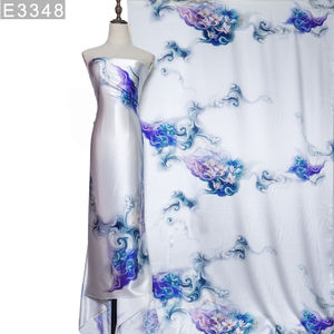 Tissu Charmeuse en satin de soie 100% tissé floral à impression numérique Tissu 3d en soie pure au mètre pour <span class=keywords><strong>bonnet</strong></span> - Product Image 3