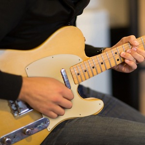 Battipenna in acrilico trasparente a 8 fori con viti per <span class=keywords><strong>chitarra</strong></span> elettrica stile <span class=keywords><strong>Telecaster</strong></span> TL - Product Image 3