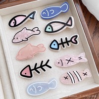 Meilleures ventes : Pinces à cheveux pour enfants en forme de petits poissons de dessin animé mignons, en résine, prix direct usine, vente en gros pour fêtes Shicheng