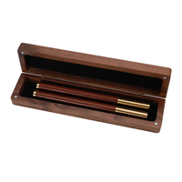 Boîte à stylos magnétique en noyer avec logo gravé personnalisé – Cadeau idéal pour anniversaire, Fête des Enseignants, Noël – Rangement en bois pour papeterie