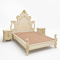 Rokoko-Bettset 3-teilig Creme-Gold Vergoldeter Massivholz-Bettrahmen mit 2 Nachttischen Queen King Cal King für Hotel-Schlafzimmer