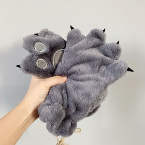 Gants Nouveauté d'Hiver pour Femme en Fausse Fourrure avec Logo Patte Brodée Gants d'Hiver Confortables à Doigts Complets Motif Animal de Dessin Animé - Product Image 6