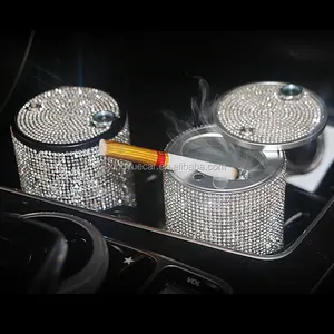 Cendrier de voiture électrique en métal et cristal scintillant, pour femmes et hommes, monté sur strass, rotation, portable, cover-cigarette, tabac