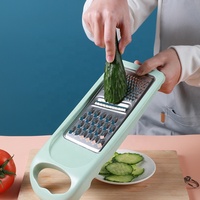 Râpe à légumes Trancheuse Carotte Chou Coréen Robot ménager Coupeur manuel Accessoires de cuisine Fournitures Choses utiles pour la maison