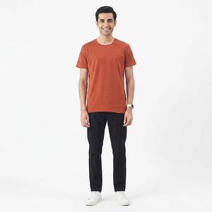 T-shirt pour homme à motif uni tendance 100% coton polyester de haute qualité décontracté grande taille manches courtes col rond été simple - Product Image 1