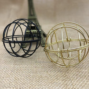 Mangeoire Oiseau Suet Suspendu Titulaire Mangeoires Boules Sauvages Oiseaux Preuve À L'extérieur Alimentation Jardin Colibri <span class=keywords><strong>Cage</strong></span> Écureuil Nourriture À L'extérieur - Product Image 3