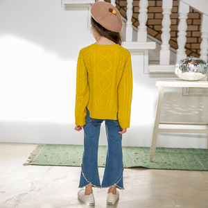 Nouveaux produits à la recherche de distributeurs : Ensemble de pantalons pour filles avec motif, comprenant un pull, un manteau, un jean à volants et un pantalon de princesse gratuit - Product Image 4