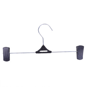 Cintre à pantalons en acier inoxydable avec pinces noires pour le rangement des vêtements et l'utilisation dans la salle de bain - Product Image 5