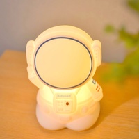 Lampe de nuit portable en silicone LED tactile USB à intensité variable pour chambre d'enfant, motif astronaute, multicolore, ambiance bébé