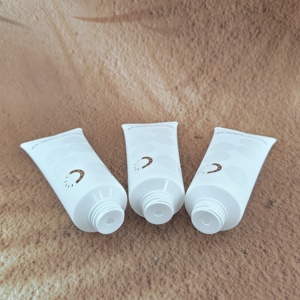 Hot Selling Eco-Friendly 100ml PE 2layers 5-layer <b>Plastic</b> Round Squeeze <b>Tube</b> With Flip Cap For Removal Cream Facial Cleanser - Product Image 3
