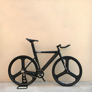 จักรยานเสือหมอบแบบฟิกซ์เกียร์ สามสปีด รุ่น Three Knife Speed Race Fly พร้อมเบรกแบบดับเบิ้ลวี โครงอะลูมิเนียม ล้อแมกนีเซียมอัลลอยขนาด 26 นิ้ว 14/16/18 สปีด ขนาด 52 ซม. - Product Image 4