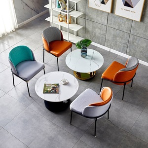 Silla de Comedor de Metal con Respaldo de Cuero y Patas de Hierro, Moderna y de Lujo para Comedor, en Oferta - Product Image 6