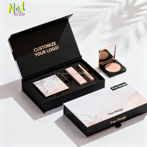 Set di Lucidalabbra Lucido Personalizzato con Logo, Smalto per Unghie e Applicatore a Spugna, Confezione Regalo per Lucidalabbra - Product Image 1