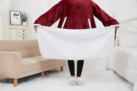 China Fabrik Großhandel Günstige Flauschige Sherpa Tragbare Beheizbare Decke King Size Polyester Erwachsene Warme TV-Decke mit Ärmeln Maschinenwaschbar