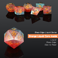Ensemble de dés à noyau liquide DND personnalisé D20 Dés à noyau liquide en résine remplis à bords tranchants D&D pour le jeu de dés Dungeons and Dragons