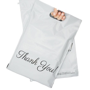 Bolsas de polietileno vacías con autosellado transparente personalizadas de alta calidad Bolsas de correo recicladas con diseño impreso - Product Image 2