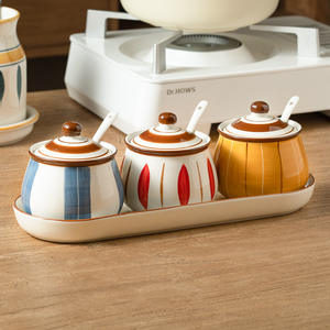 Ensemble de pots à épices en céramique multicolores portables haut de gamme avec couvercle, capacité de 330 ml, design contemporain pour la cuisine à domicile - Product Image 4