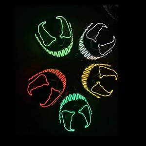 Masque LED lumineux en PVC pour Halloween, motif Vénome Clown V-Shaped Script-Killing Werewolf, pour fête d'horreur intégrale - Product Image 3
